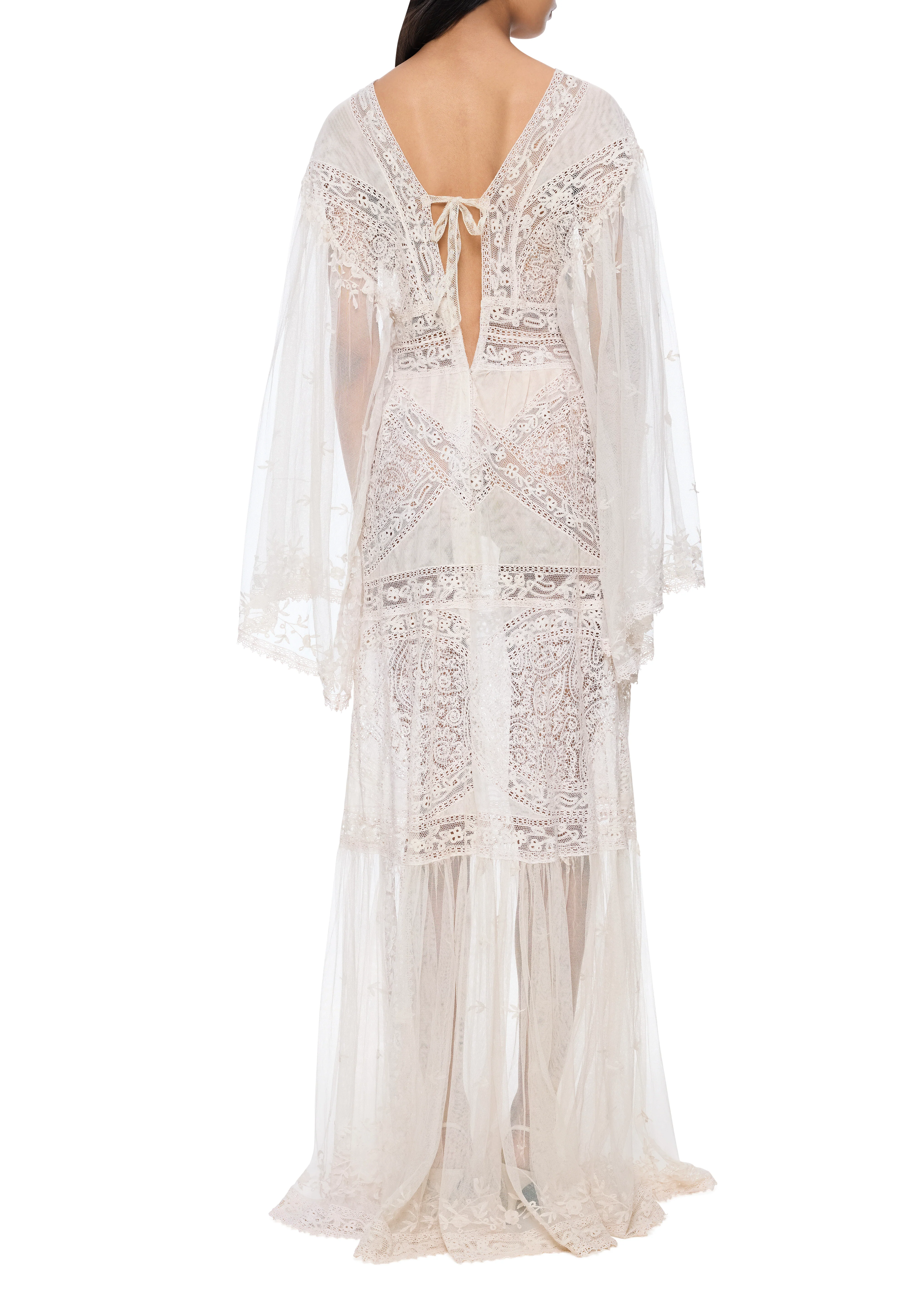 1930s Handcrafted Ivory Lace Gown - Image 3