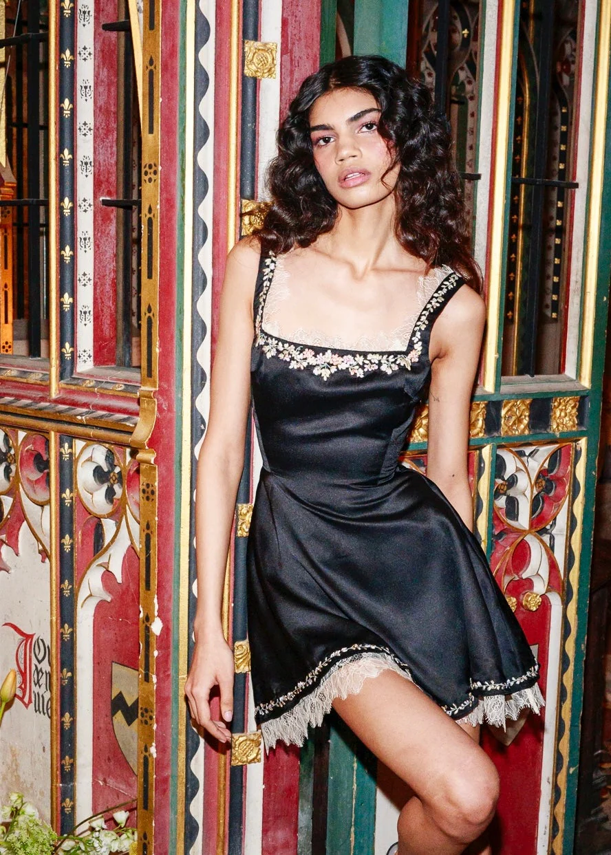 Isabella Bow - Black - Image 7