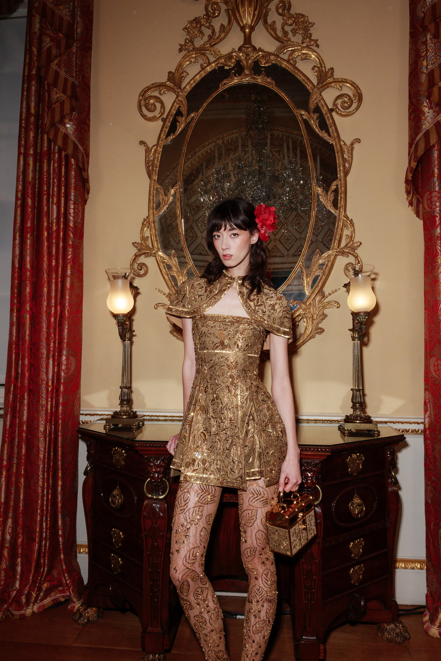 Honey Cape - Image 12
